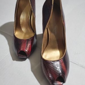 Block heel peep toe 7 pumps